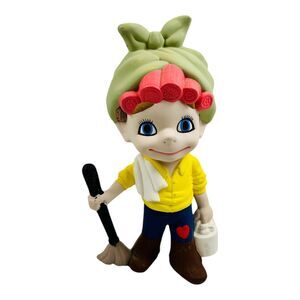 Atlantic Mold 12.5" Helga The Cleaning Lady Figurine Vintage 70's Collectible